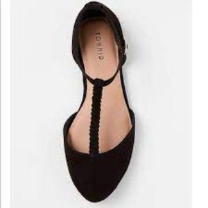Torrid T Strap Flats - 10 Wide NEW